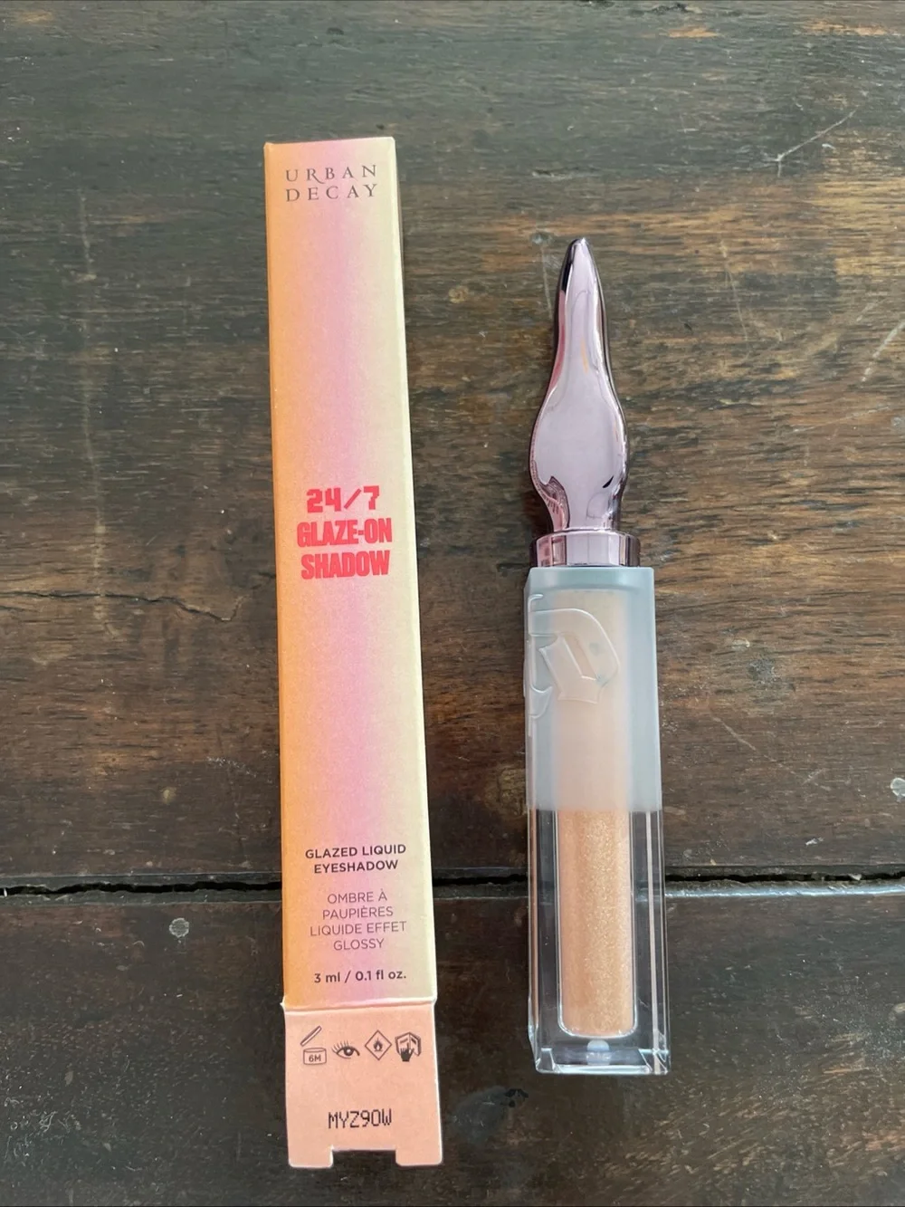 Urban Decay 24/7 Glaze-On Liquid Eyeshadow — space cowboy
